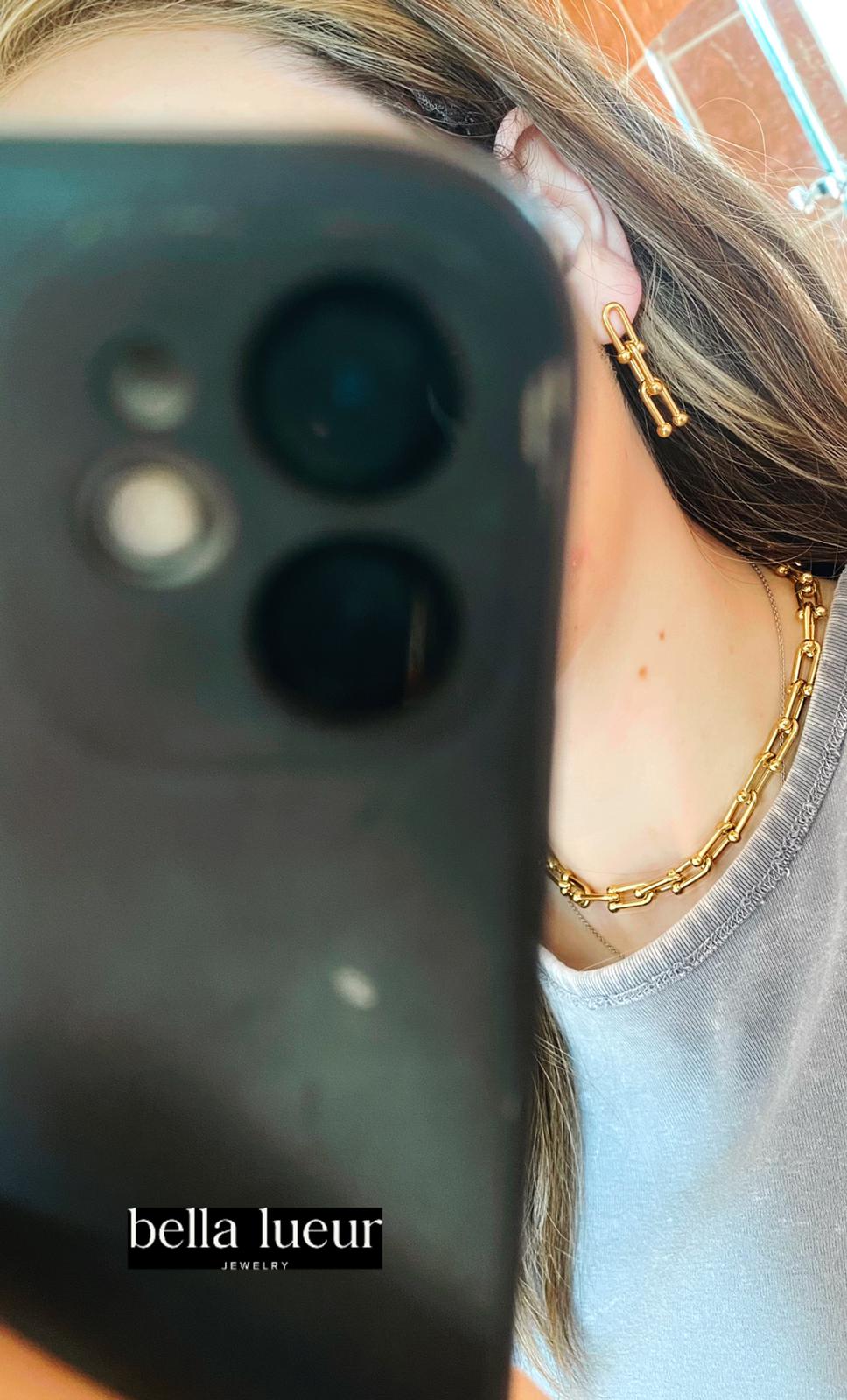 U Link Choker