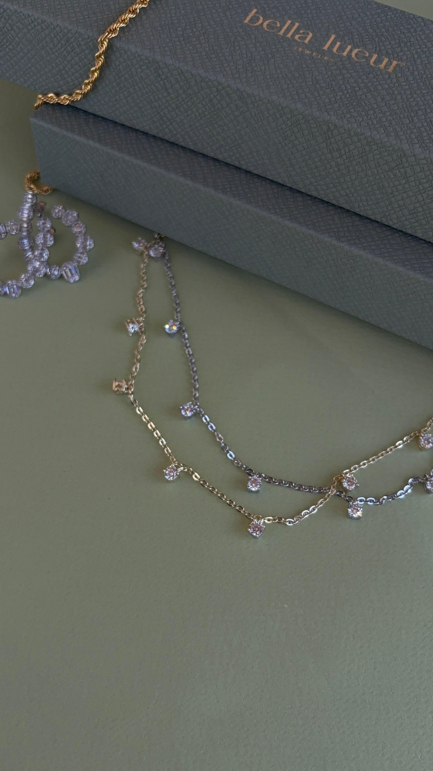 שרשרת יהלומים לפי יארד